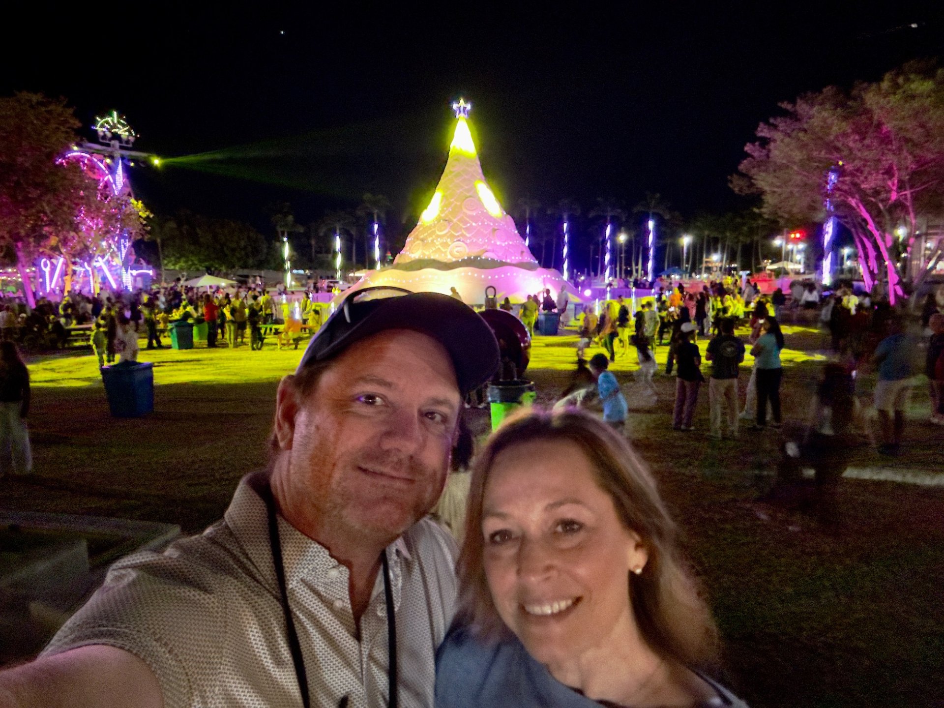 🌟 Holiday magic in West Palm Beach! 🌴✨